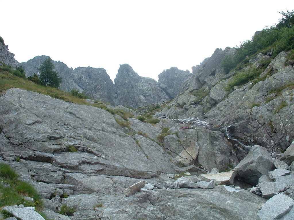 Itinerari per pochi (o quasi): monte Aviolo
